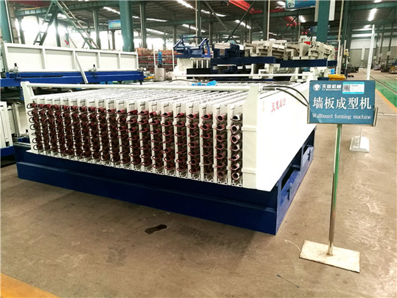 全自動墻板機(jī)產(chǎn)量高，一機(jī)多用